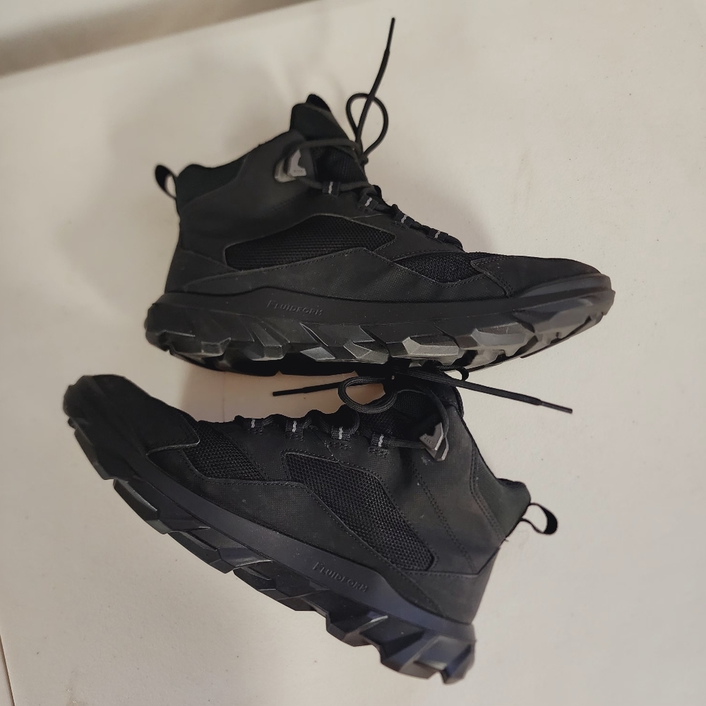 ECCO Women's MX GTX Waterproof Cold Weather Mid Boot LIKE NEW NO RIP NO FLAWS